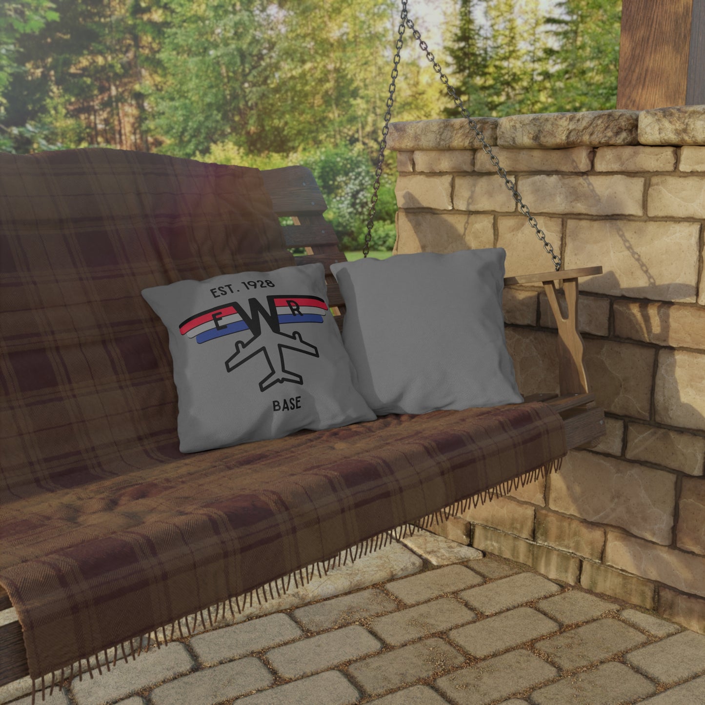 Outdoor Pillow – EWR