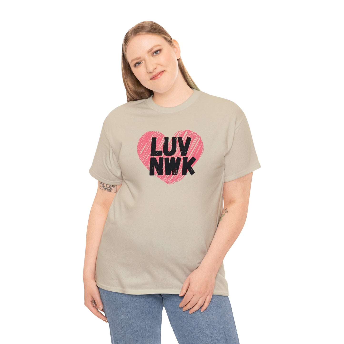 LUV NWK - T Shirt